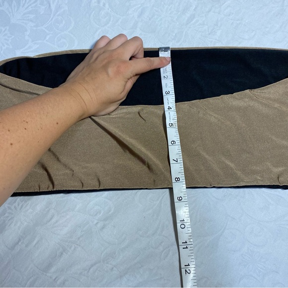 NEW Good American 8 strapless bikini top bandeau shiny gold green Reversible 5x - Picture 12 of 15